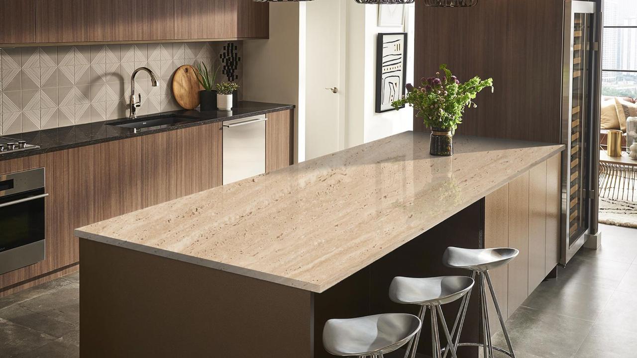 KITCHEN ISLAND NATURAL TRAVERTINE BEIGE