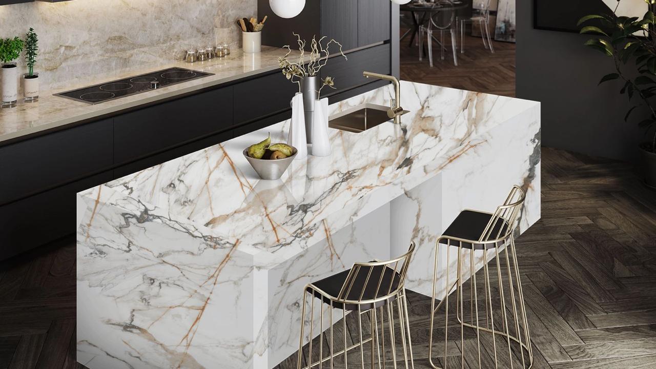 KITCHEN ISLAND WITH NANO GOLD QUARTZ
